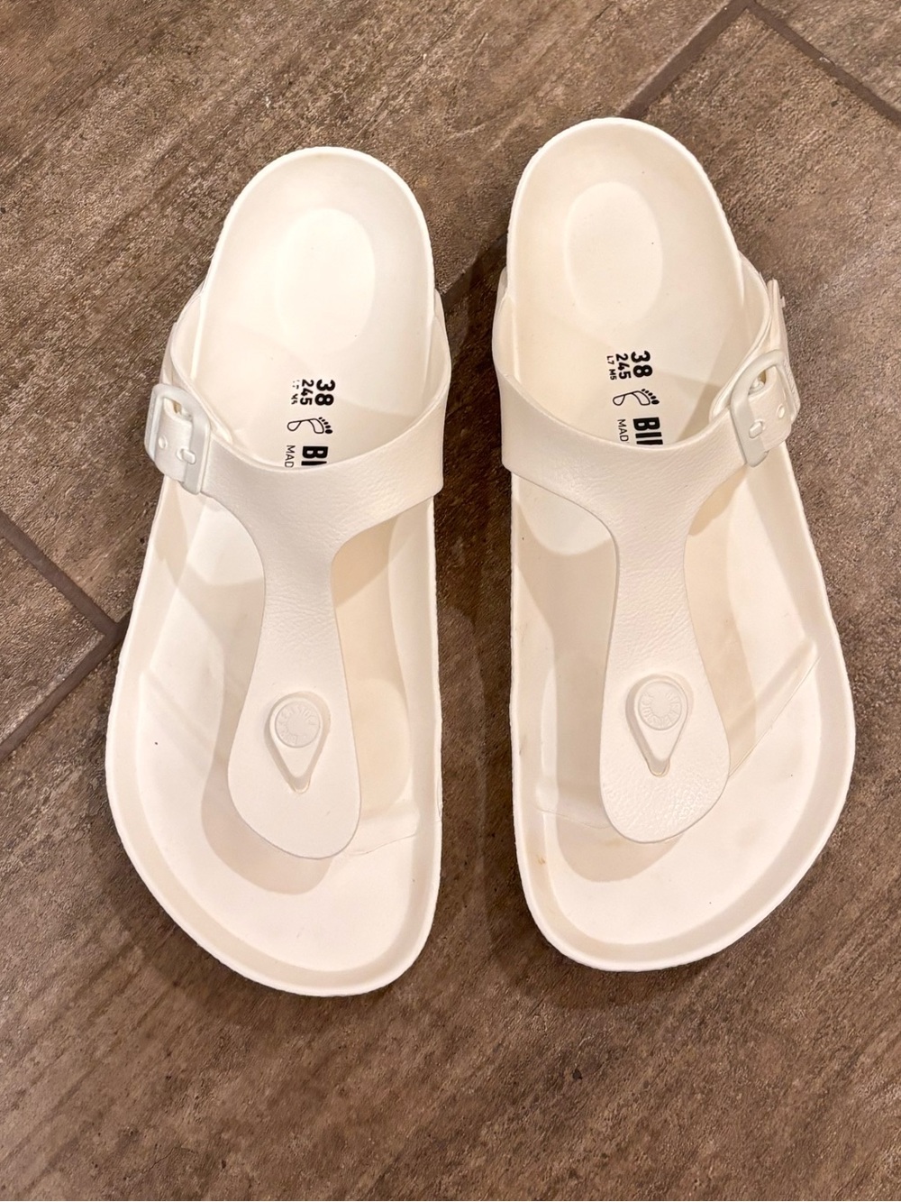 Birkenstock Gizeh White Sandals